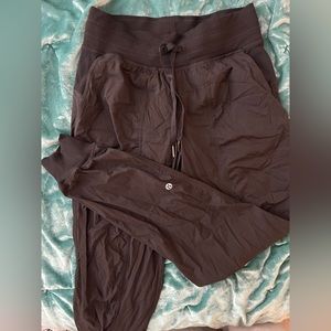Lululemon joggers